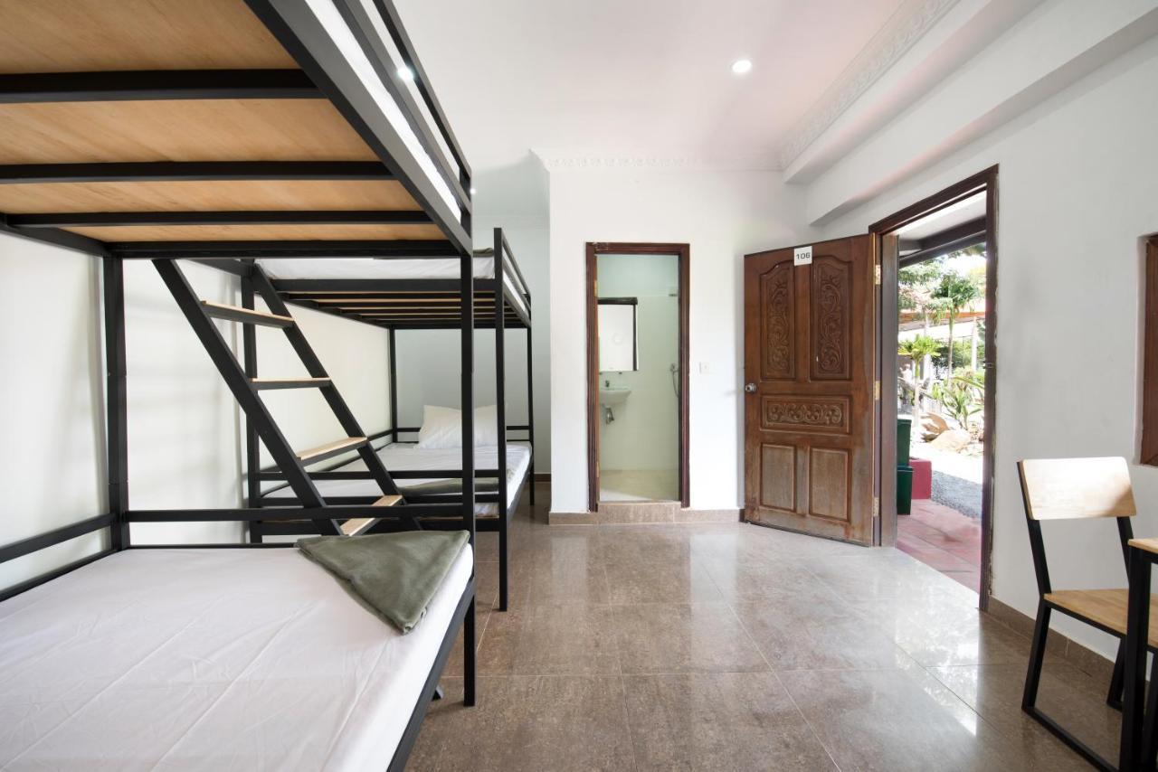 Barefoot Backpacker Resort Siem Reap Extérieur photo