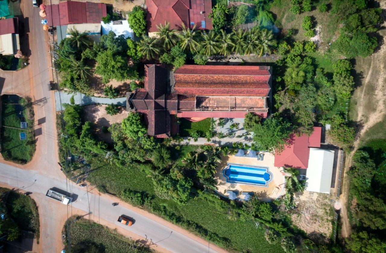 Barefoot Backpacker Resort Siem Reap Extérieur photo